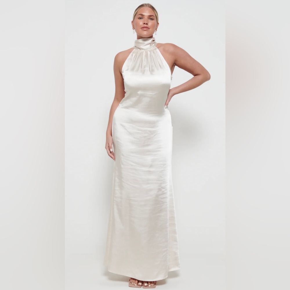 Pretty lavish odelle maxi bridesmaid dress in champagne